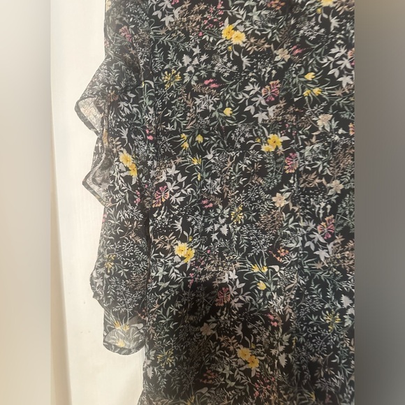 American Eagle Outfitters Floral Ruffled Romper Jumpsuit Sz 12 - Picture 4 of 16